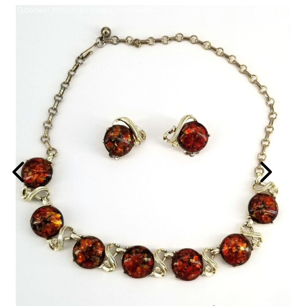 Vtg Coro Amber color necklace and clip earrings